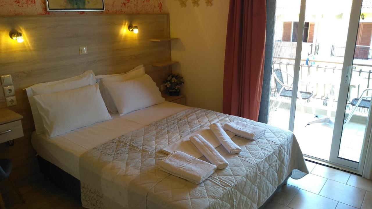 Gogo'S - Γωγώ Rooms & Studios Nydri  Exterior foto