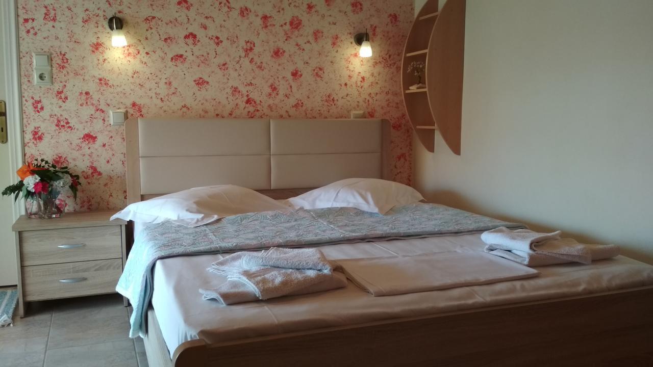 Gogo'S - Γωγώ Rooms & Studios Nydri  Exterior foto